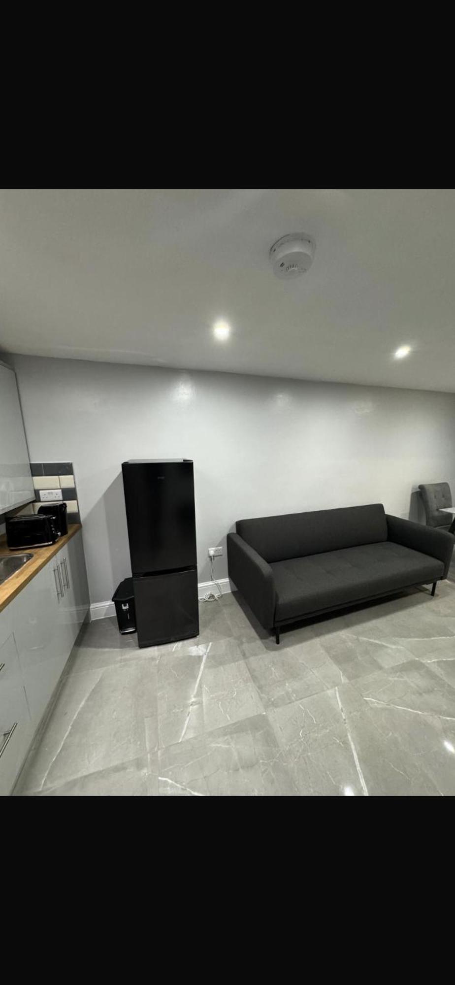 Apartment Place To In